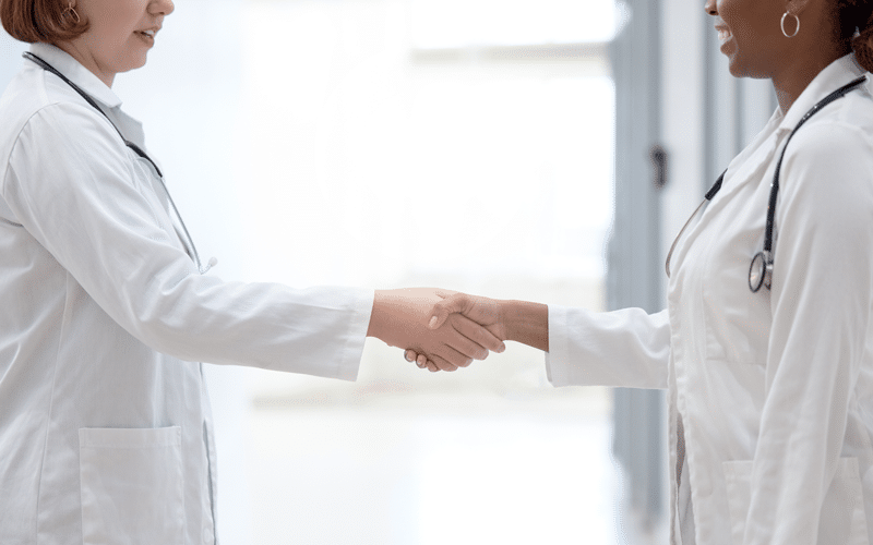 Meet the Emergency Veterinarians Ready to Support Your Patients